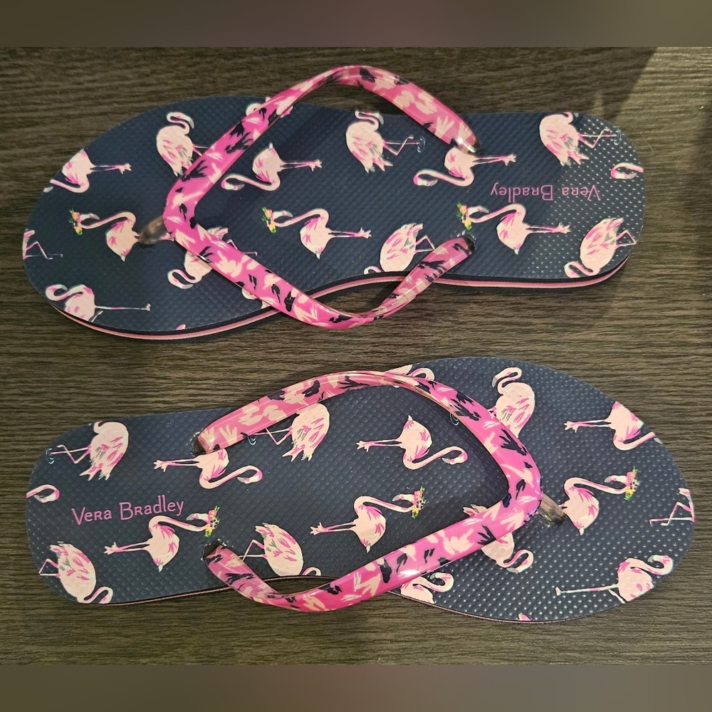 New without Tags ♡ VERA BRADLEY Flamingo Flip Flops sz 5-6 Sandles